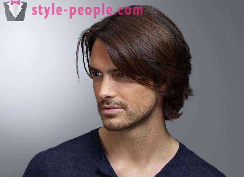 Madingi vyriški ilgio šukuosena: Foto ir aprašymas stilingas mažesne nei rinkos verte