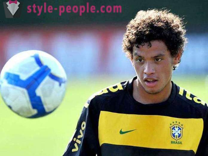 Carlos Eduardo Marques: Brazilijos futbolo karjera