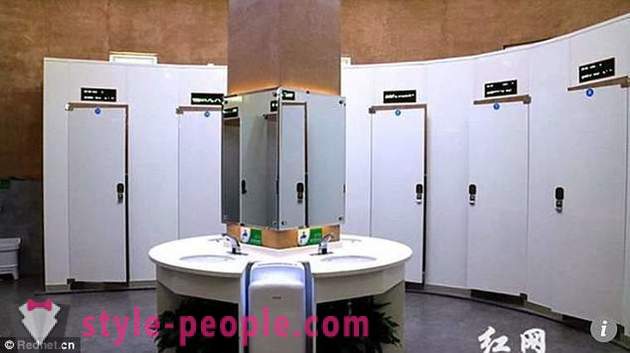 Kinijoje, ten buvo tualetas su Smart veido atpažinimo sistema