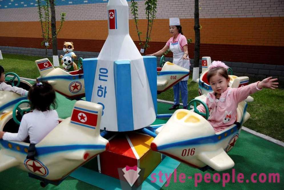 Vaikų gyvena Šiaurės Korėja