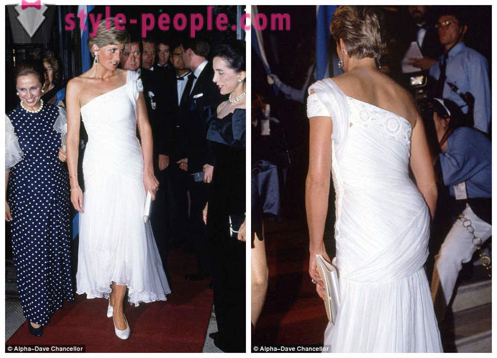 Įžymūs suknelės princesė Diana