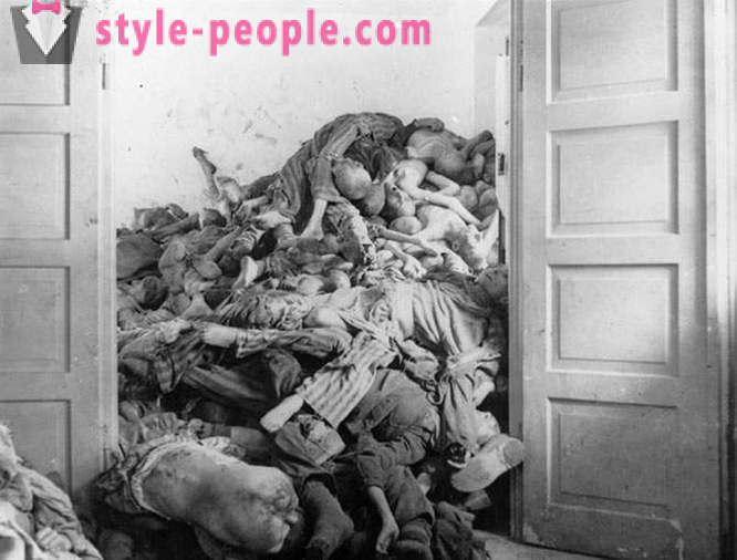 70-osioms į Dachau koncentracijos stovyklą išlaisvinimo