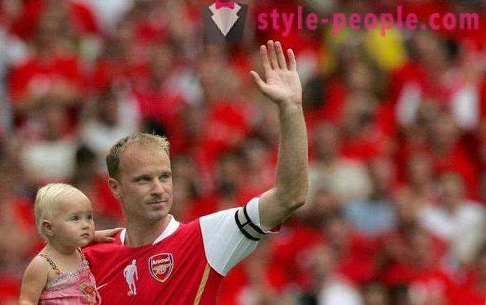 Dennis Bergkamp - olandų futbolo treneris. Biografija futbolininko karjerą
