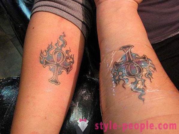 Suporuotas tatuiruotė dviems - pateikti įrodymų, amžinos meilės