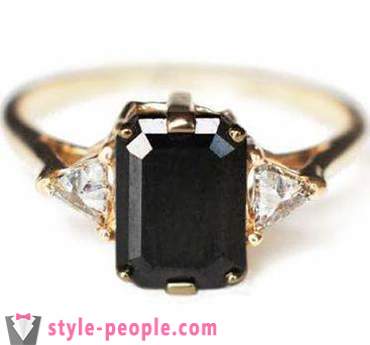 Black Diamond Jewelry, kuri yra naudojama? Žiedas su Black Diamond