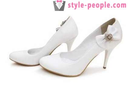 Balti batai fashionistas