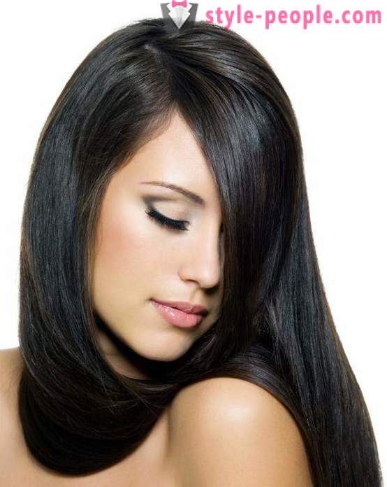 Vitaminai plaukų augimą - pompastika garantija grožio ir sveikos galvos plaukų blizgesį