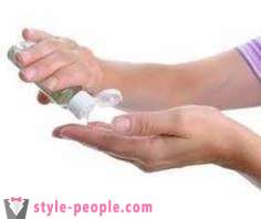 Rankų dezinfekuojančios - veiksminga apsauga nuo mikrobų ir švelnus odos priežiūrai