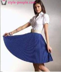 Tendencija sezono: Plisuotos sijonas